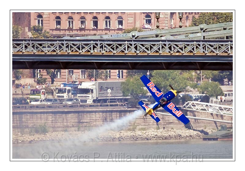 Red Bull Air Race Budapest 0022.jpg